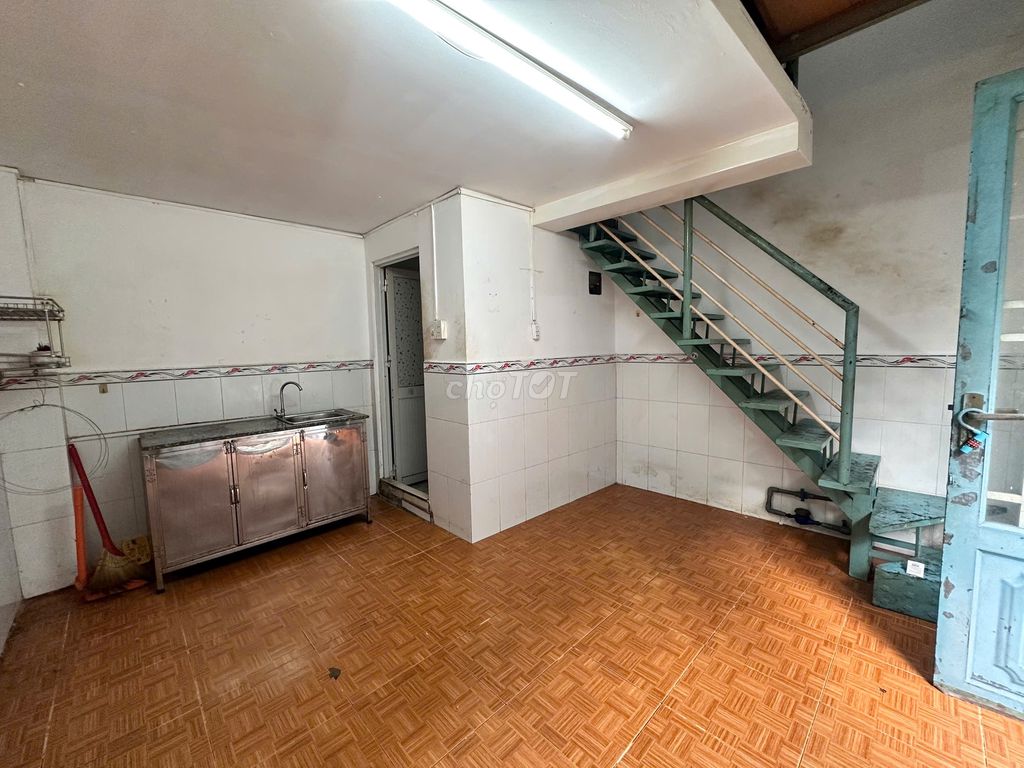 [Max] 3M - Nguyễn Huy Lượng 30 m2 m1 .1 2nd floor bedroom
