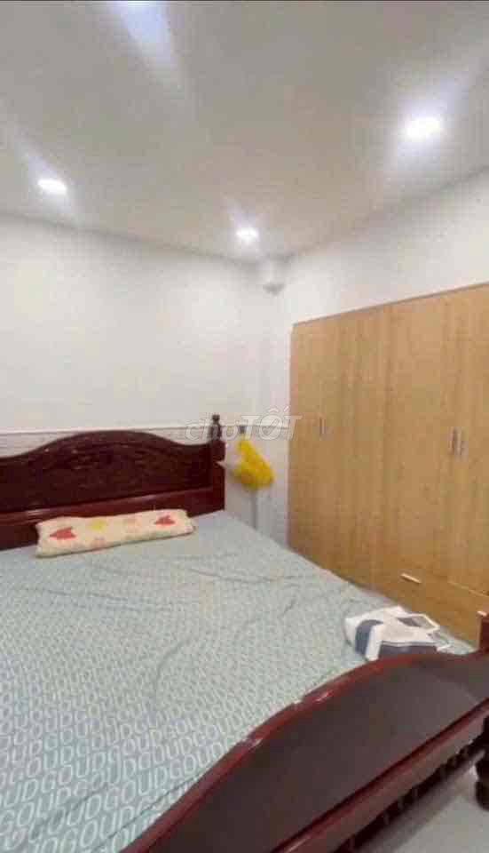 Rent a 1 .7th floor, New House, clear open windows