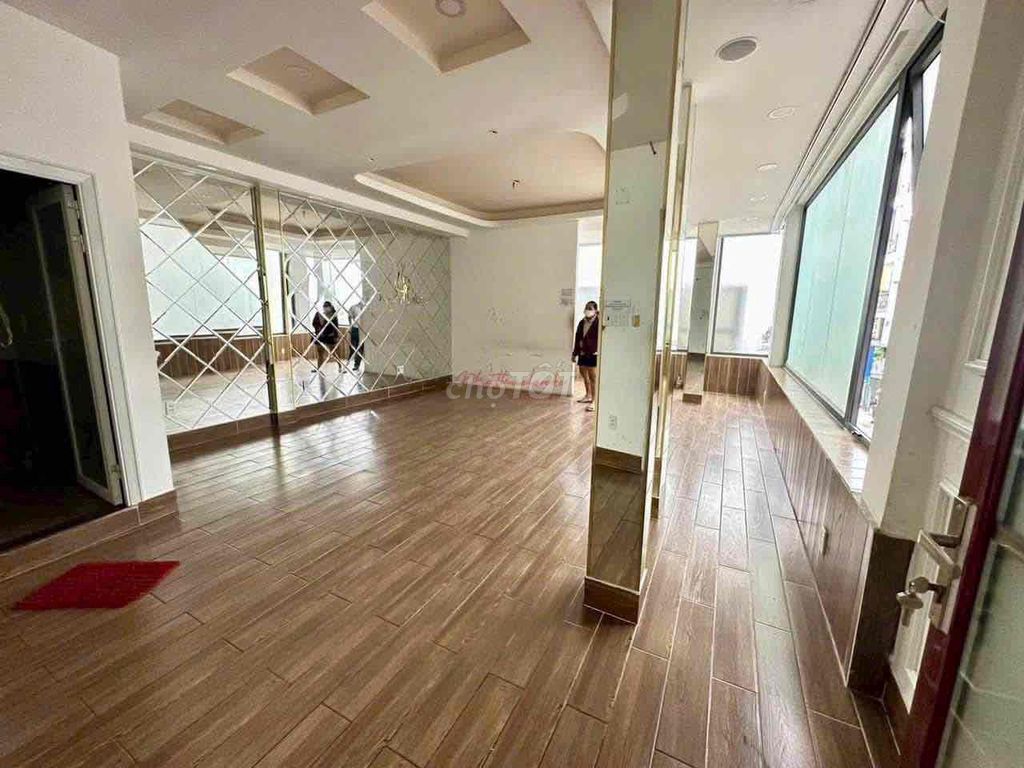 Rent angle 2 front - 264 Phạm Văn Hai, 070 5, QTân Bình