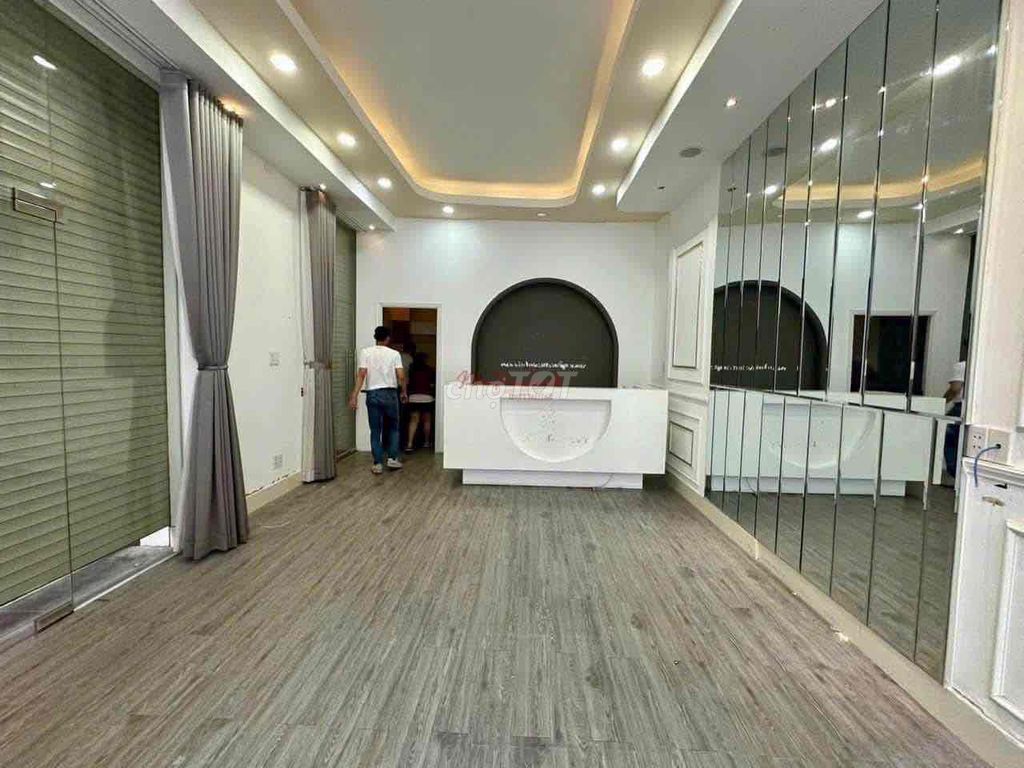Rent angle 2 front - 264 Phạm Văn Hai, 070 5, QTân Bình