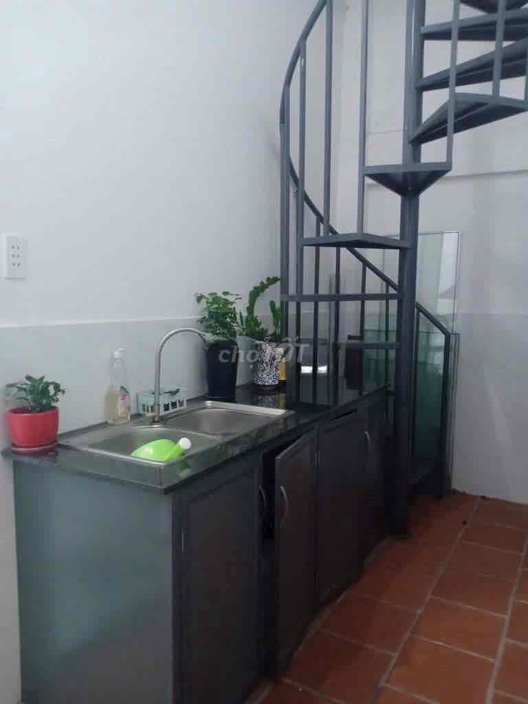 Rent 23 million a month, Tân Cảng Alley, P. FOR THE FAIRAL ENCY 90 m2