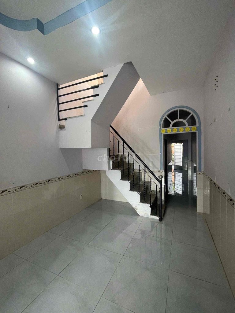 House 1 st 1 st 1st floor 2 Long Phước is 10 p from vinhome