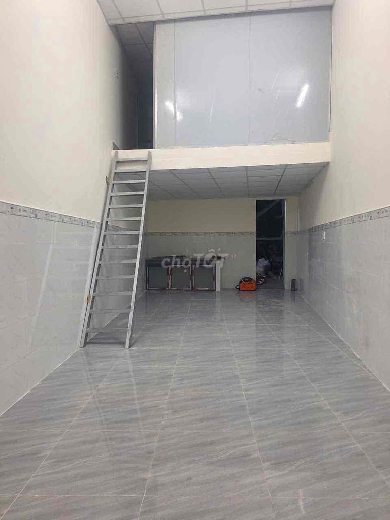 TREAZING 4*12; Two bedrooms are four meters low.