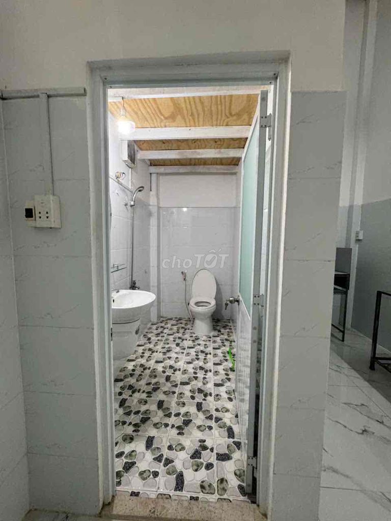 Level 4 House: 4 x14 meters ( Bedroom) 6 m Passage. 1/ Lê Văn Quới.M.