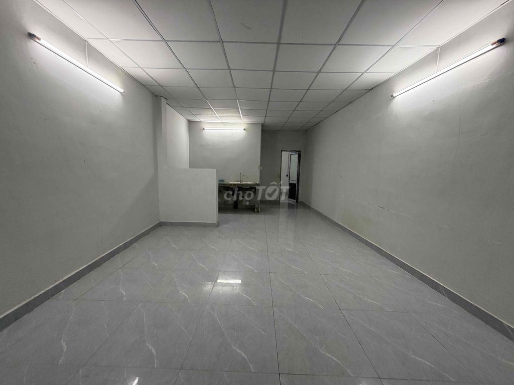 Rent the warehouse plus the shed 160 meters cheap