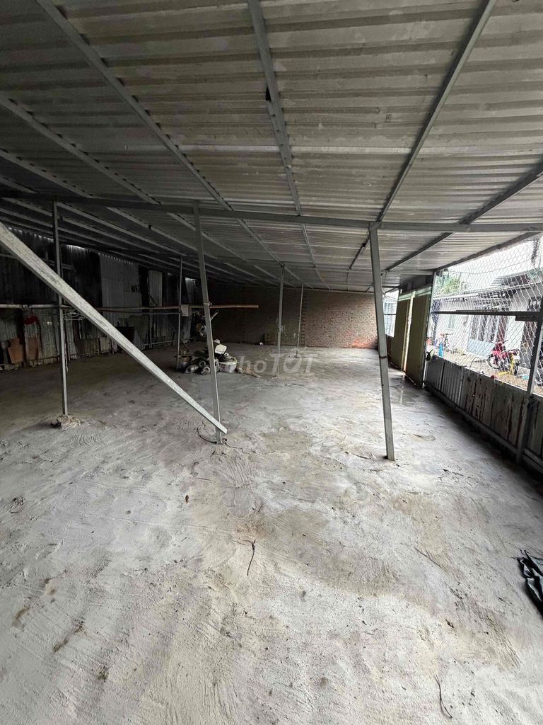 Rent the warehouse plus the shed 160 meters cheap