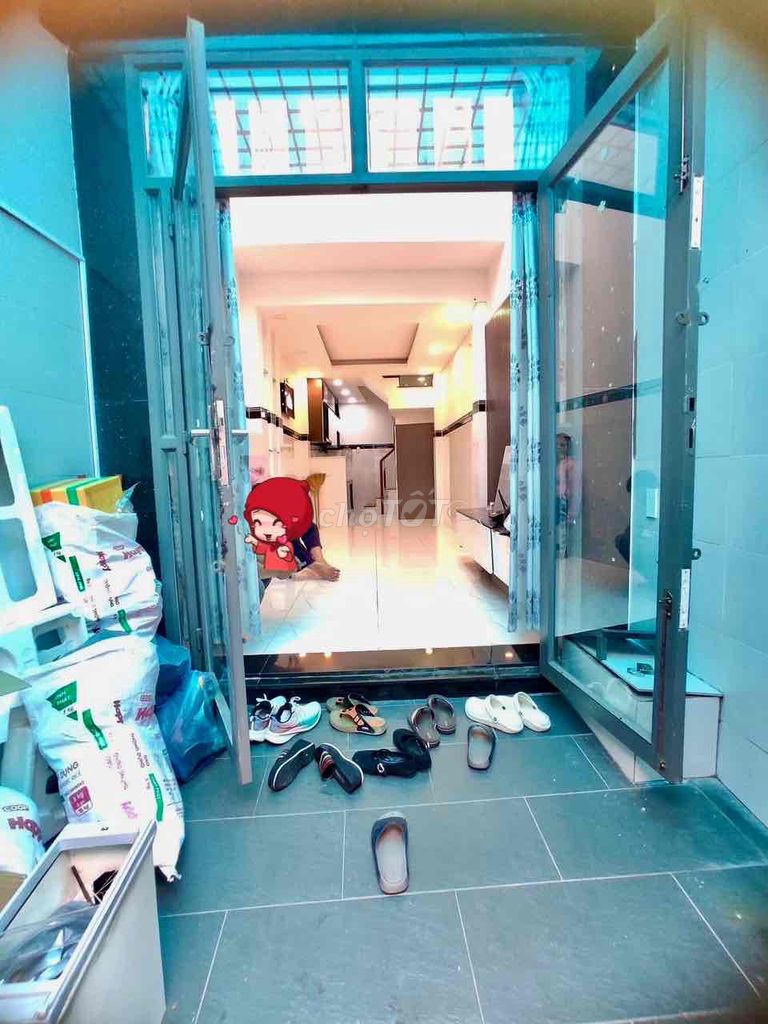 Nice house, 11 million ok, 1 M 2th floor, 2 P. I'll sleep in three bathrooms.