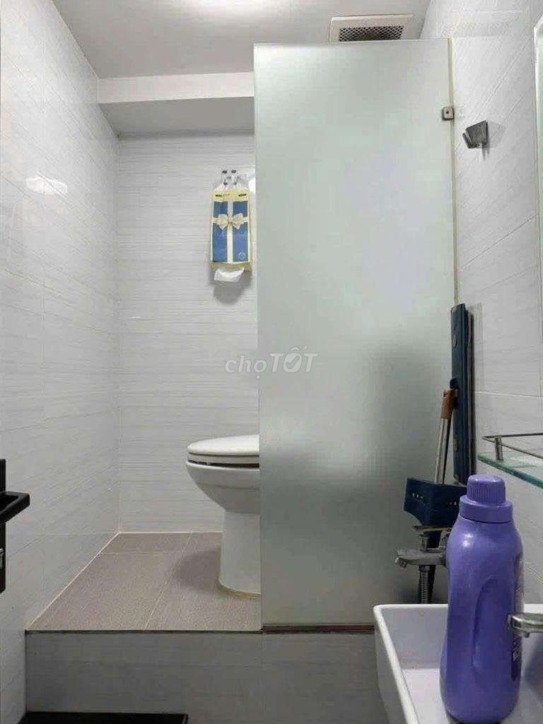 [Matts] 6 x 5 meters 1 .m. 2nd floor bedroom