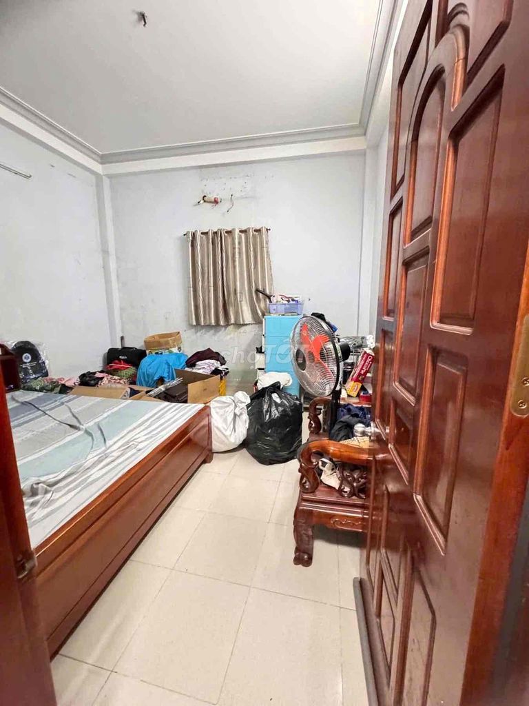 4 x 12 meters 3 floor set (4 bedroom 3 toilets) 7 meters down. Gò Xoài. Bình Tân