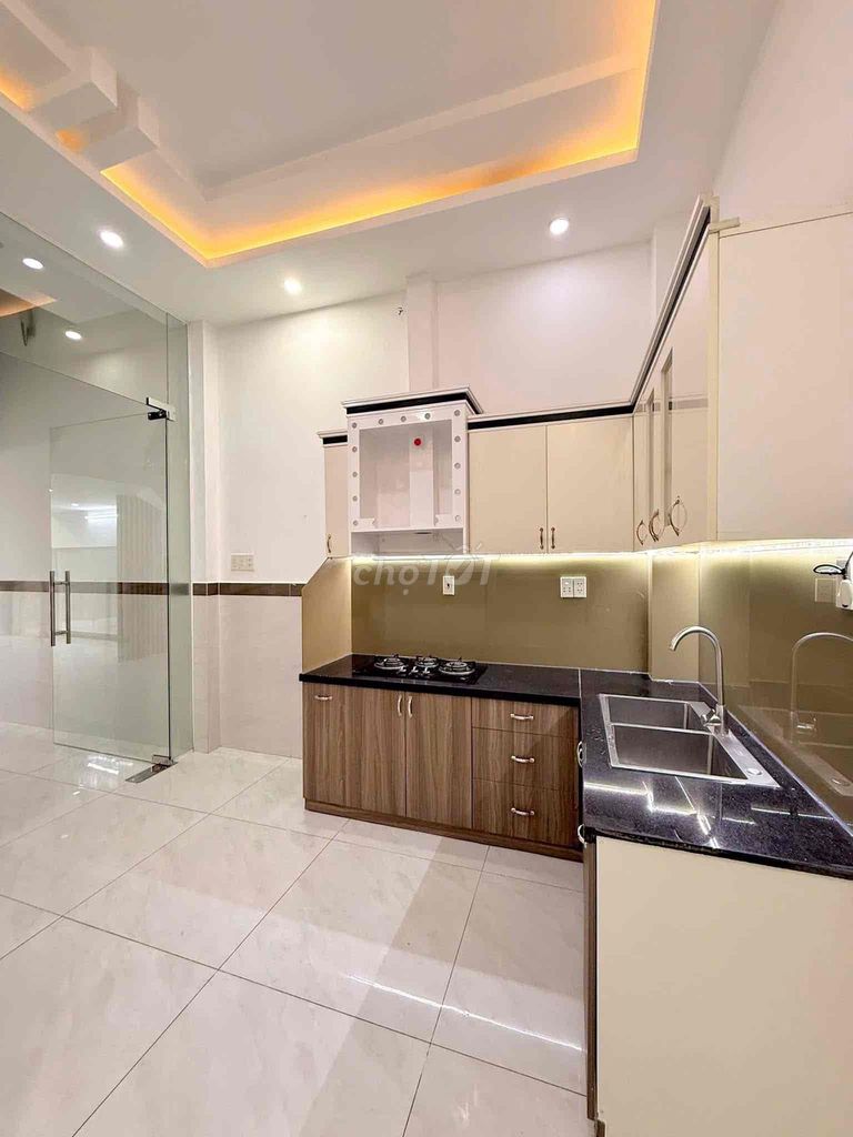 25 million-4 x20 M-3 floor-5 bedrooms sleep in house 6 M through Bình Tân