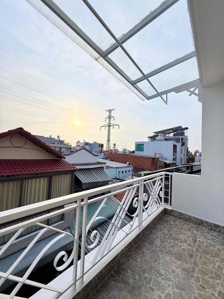 25 million-4 x20 M-3 floor-5 bedrooms sleep in house 6 M through Bình Tân