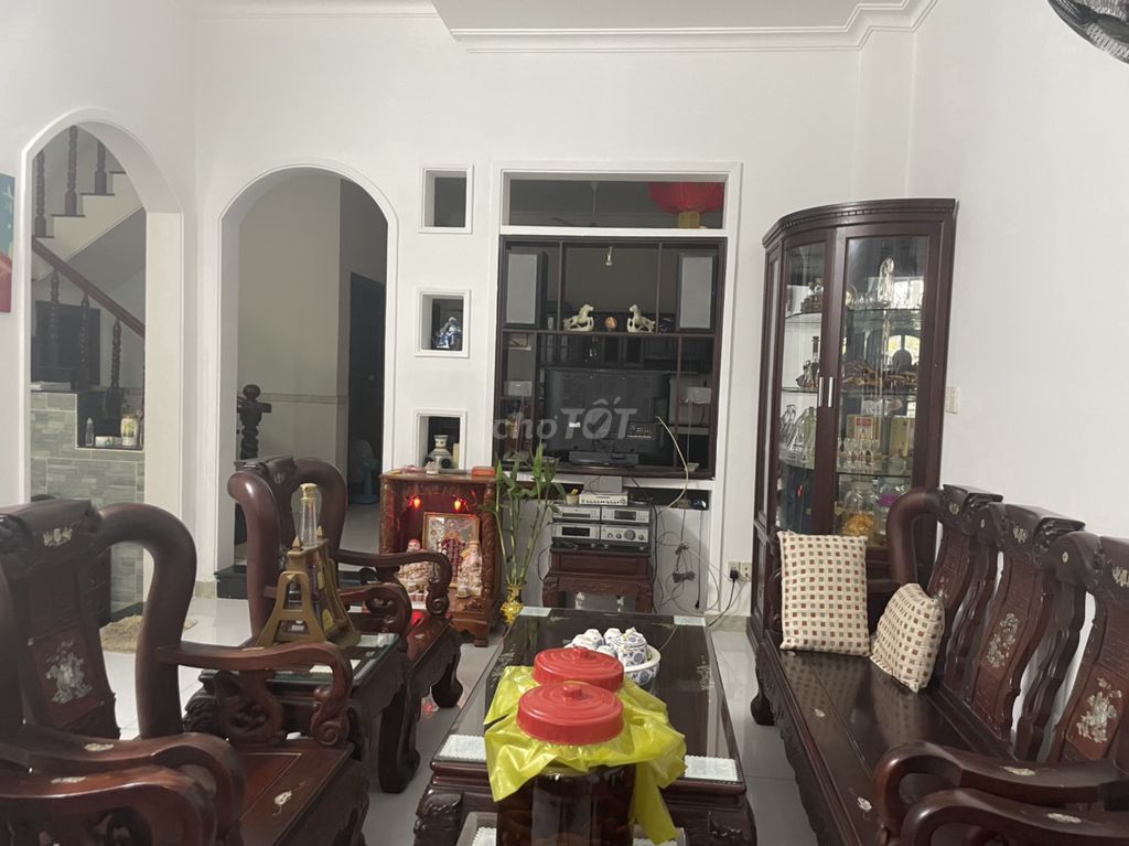 Three front floor số 23 Hiệp Bình Chánh near the Saigon River