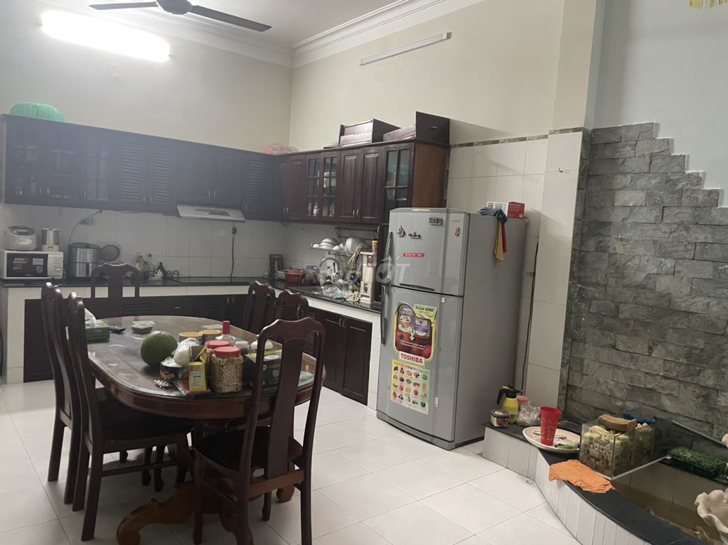 Three front floor số 23 Hiệp Bình Chánh near the Saigon River