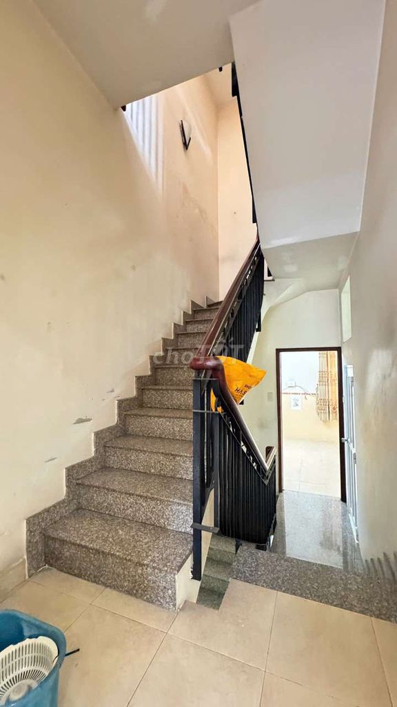 10 X 20 M 6 M Tô Hiệu