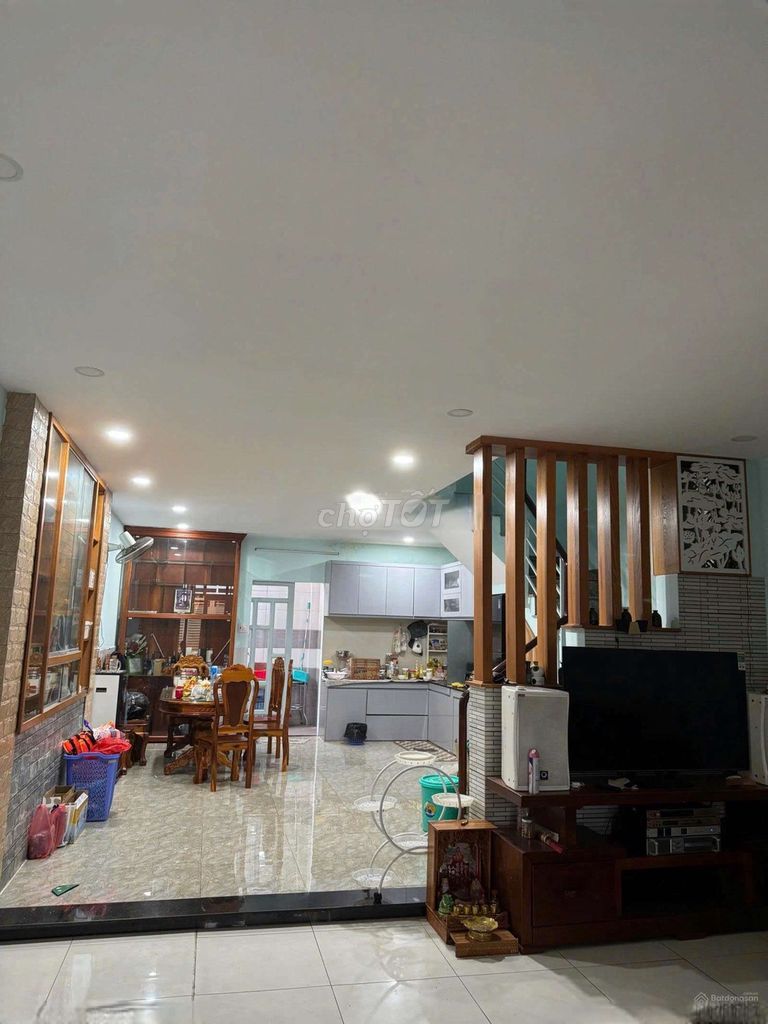 5x16.1 floor basic interior. Bình Thành debt