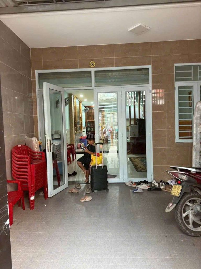 5x16.1 floor basic interior. Bình Thành debt