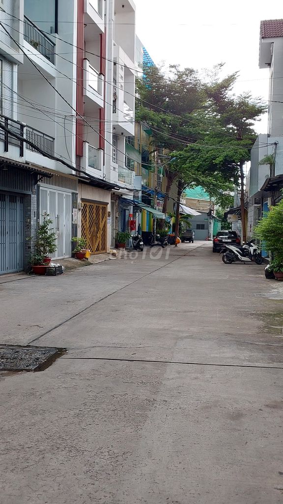 Rent a house at 128 Tân Hương, Phú Thọ Hòa.