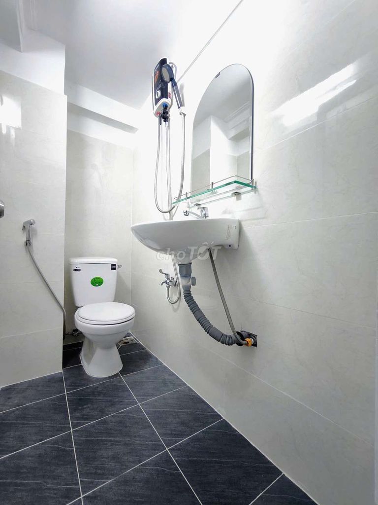 To 1 mb+8000, 9 toilets, 18 failed to cover the 5th district.