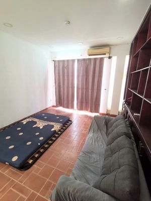 Cooler Rooms, 800 M to huit and aeonmall