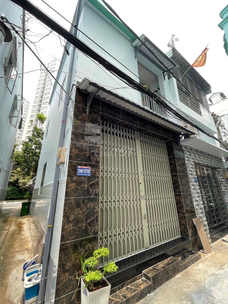 Corner of 2 Entrepreneur 240-7 Nguyễn Văn Luông, 30 meters2, 1 floor, near the apartment