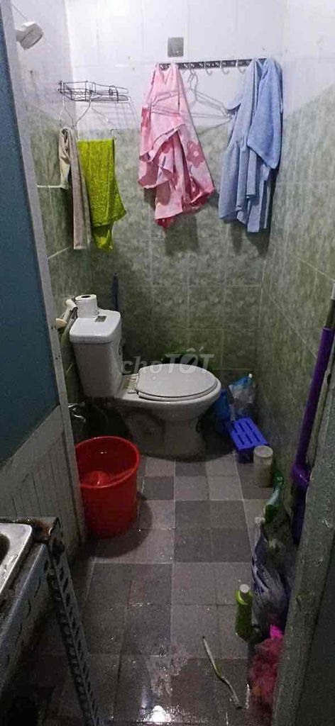 Rent 4 x 8. Quang Trung line