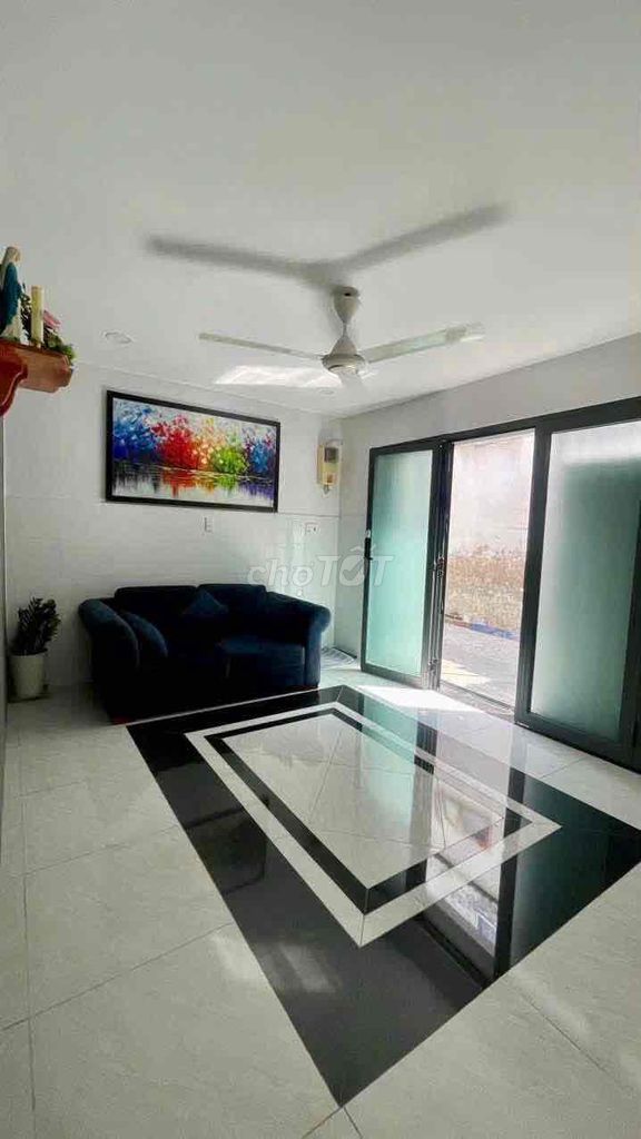 4rd floor Thủ Đức - north security market - Vncom Thủ Đức house 2 3rd floor bedroom 3 toilet room at + vp