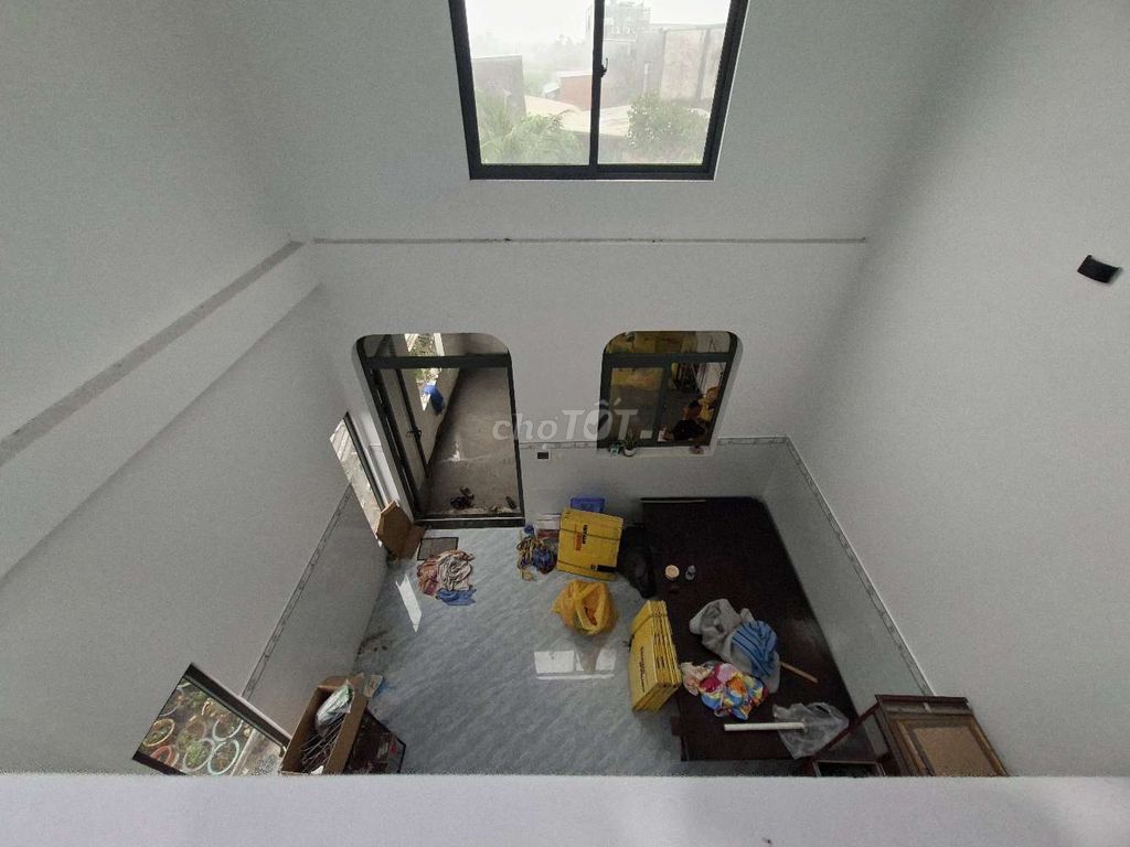 Tx 25 house. Three bedroom. Two toilets. Eight million.