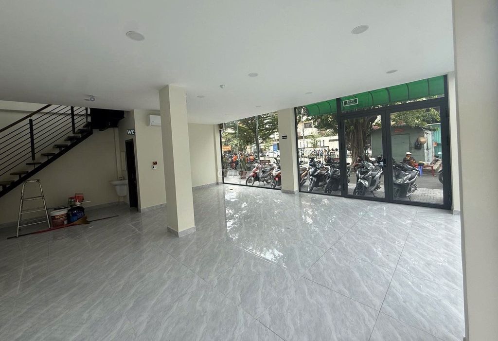 Two-sided Qq0207 25 Bình Thạnh 21 x8 m 2 floor