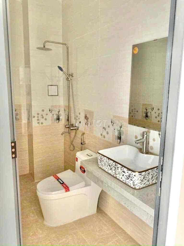 4 x15 5 4 4th floor bedroom 5 toilets, broadway, 18 B Street, Bình Tân district