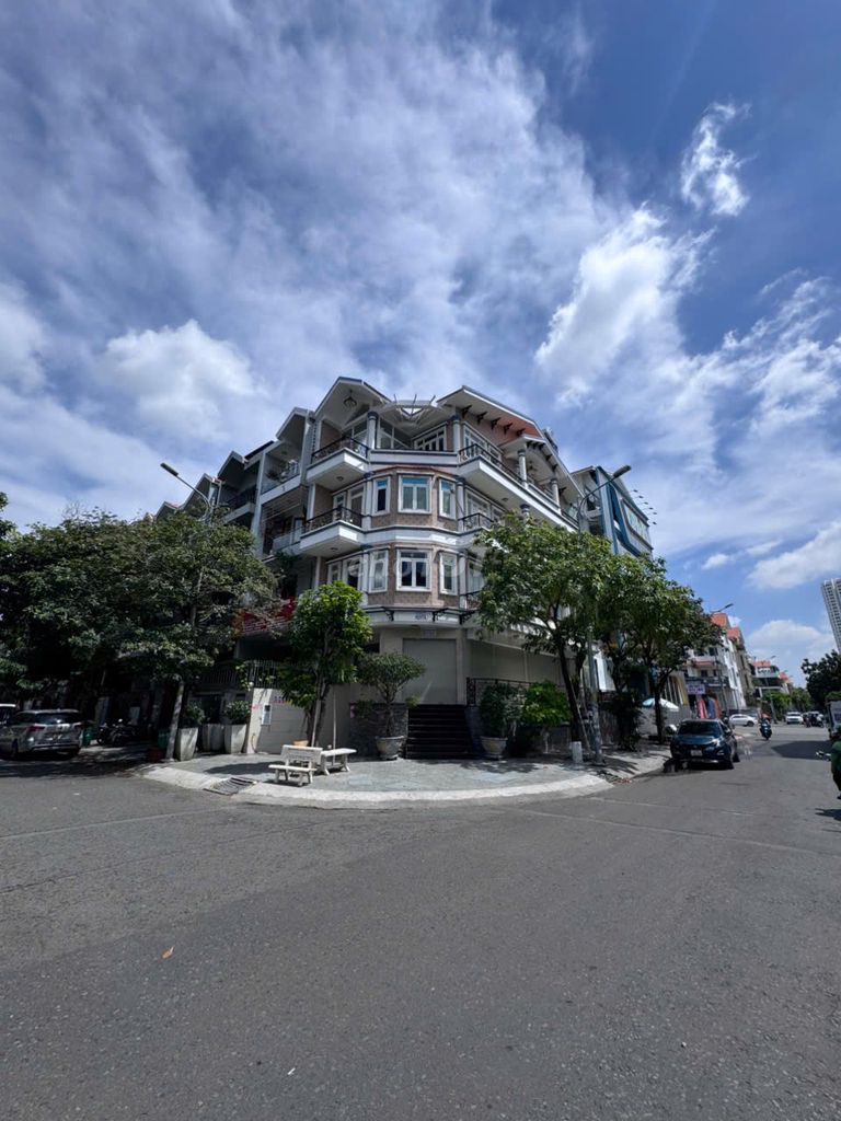 Rent the two-sided corner of his blue Tân Hưng-7.