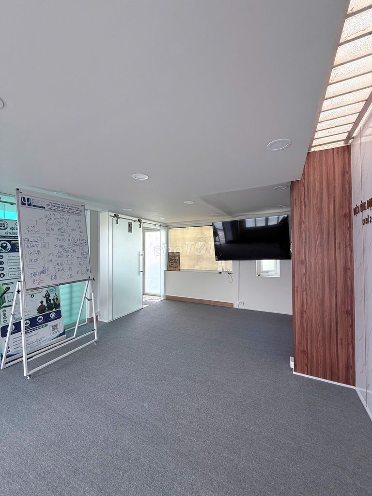 Rent on the 40th Street Front House (16 m) New New York Pe.Tân Phong District 7