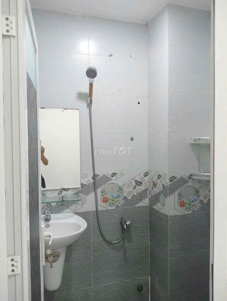 Rent 521/15/ Quang Trung, Gò Vấp with hhmg
