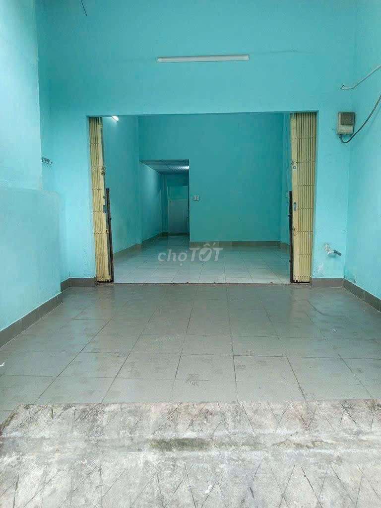 Find the county service apartment.