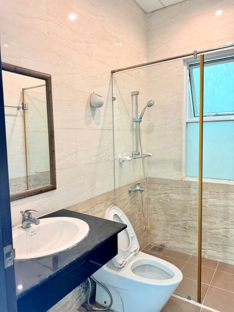4 x25 meters 4 bedroom plus flat near coopmart bt