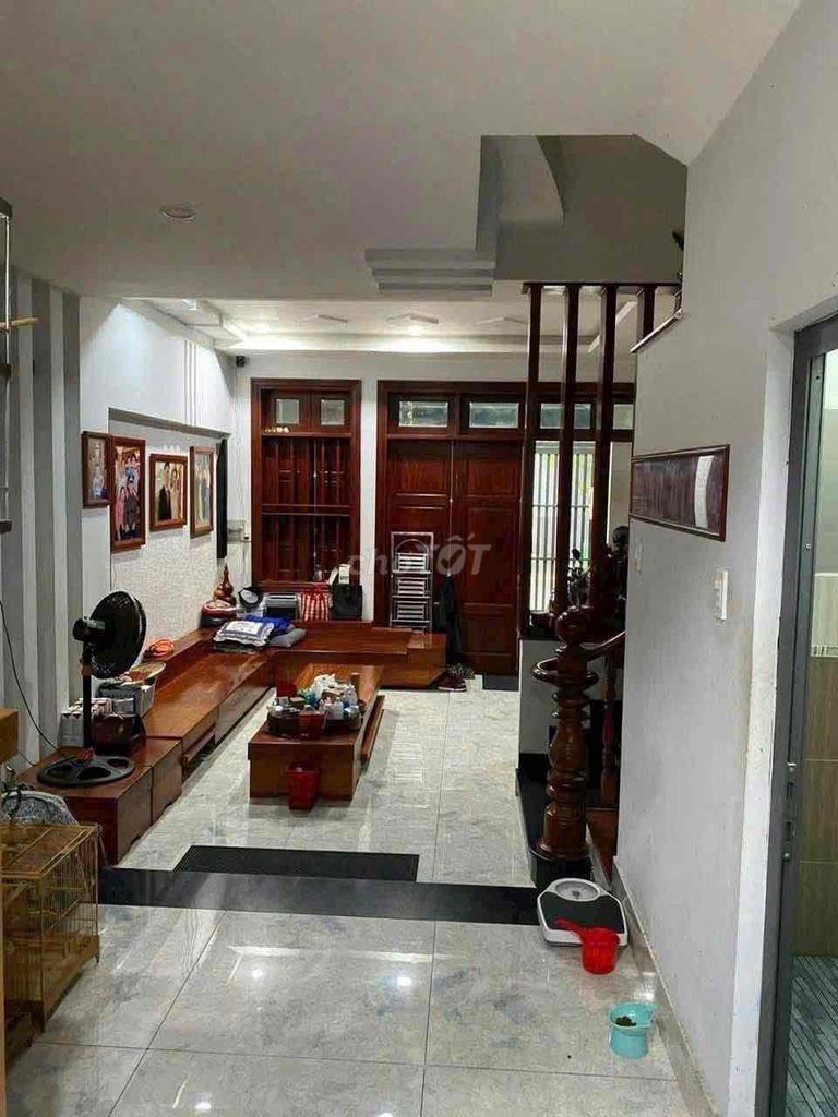 Rent 774/ Qq110 16 Gò Vấp 5 meters 3 bedroom 2 toilets near the 6th Mayor's dojo