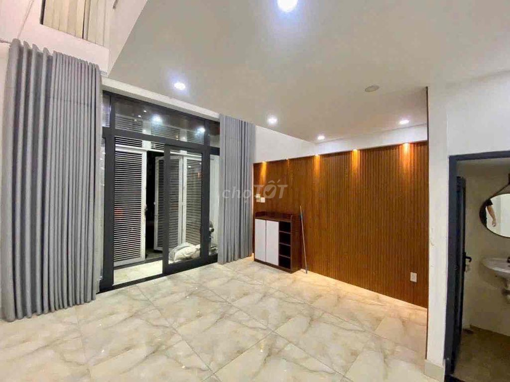 Eavest in 5 x 11 meters 3 floor st Nguyễn Văn Khối Lit Lit