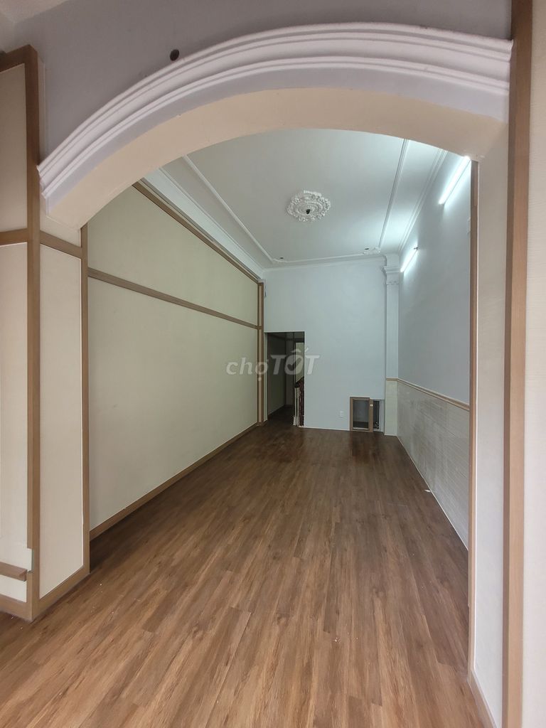 Rent a front house on A4 K300, Tân Bình.