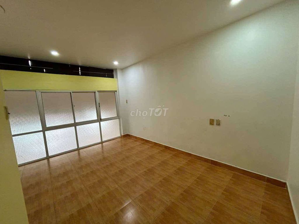 Home 4x15 m Lê Trọng Tấn/1) (Supp)