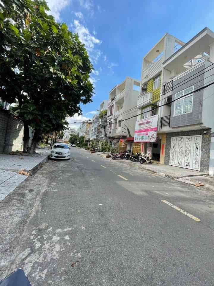 Tên Lửa Bình Tân, opposite cv, 4 x 21 meters, 3 stories, 4 rooms