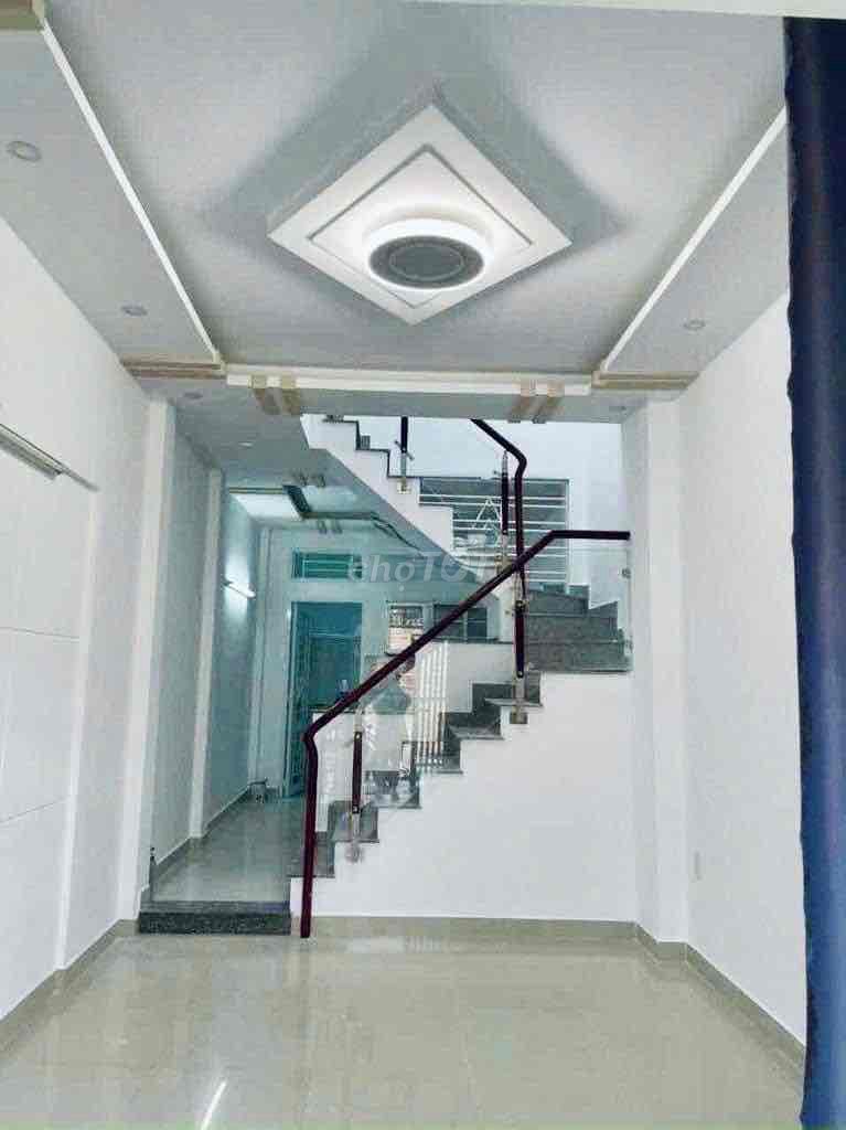 Nice new house, near town, District 1, 1 Land 1 L 2 P. sleep M. P. & Go to work