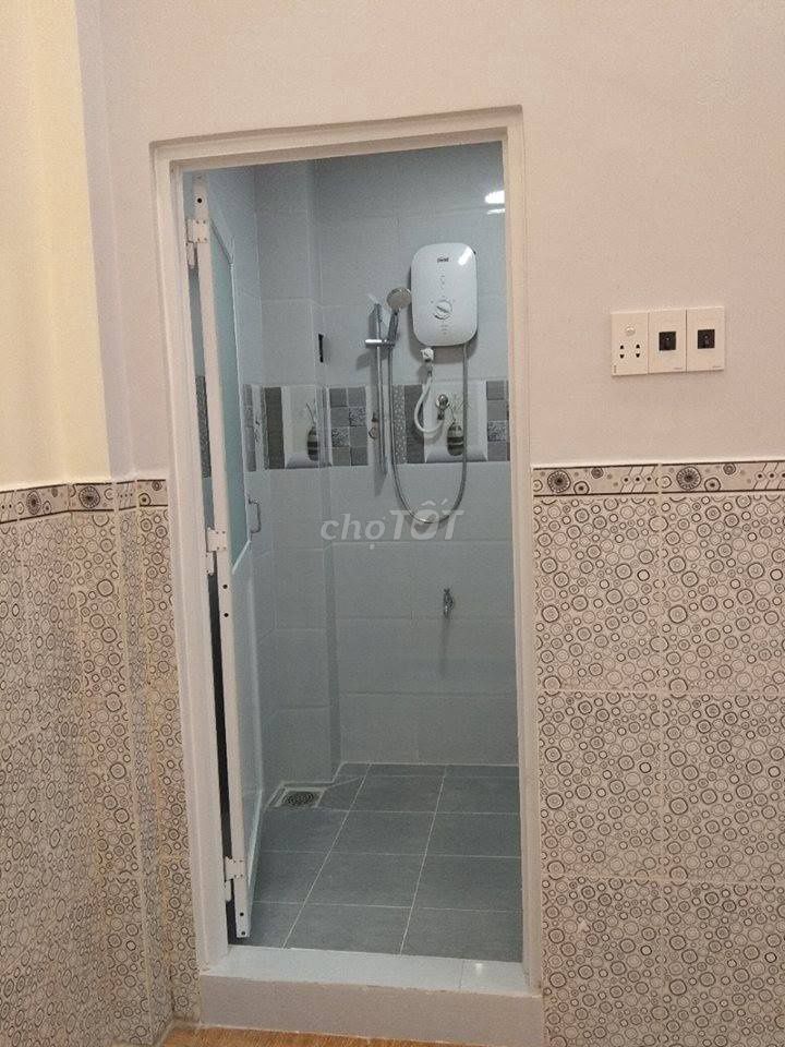 Rent a house on số 30 Street. Name of Fire.4.5 x 20 meters. Three.5.20 million a month.