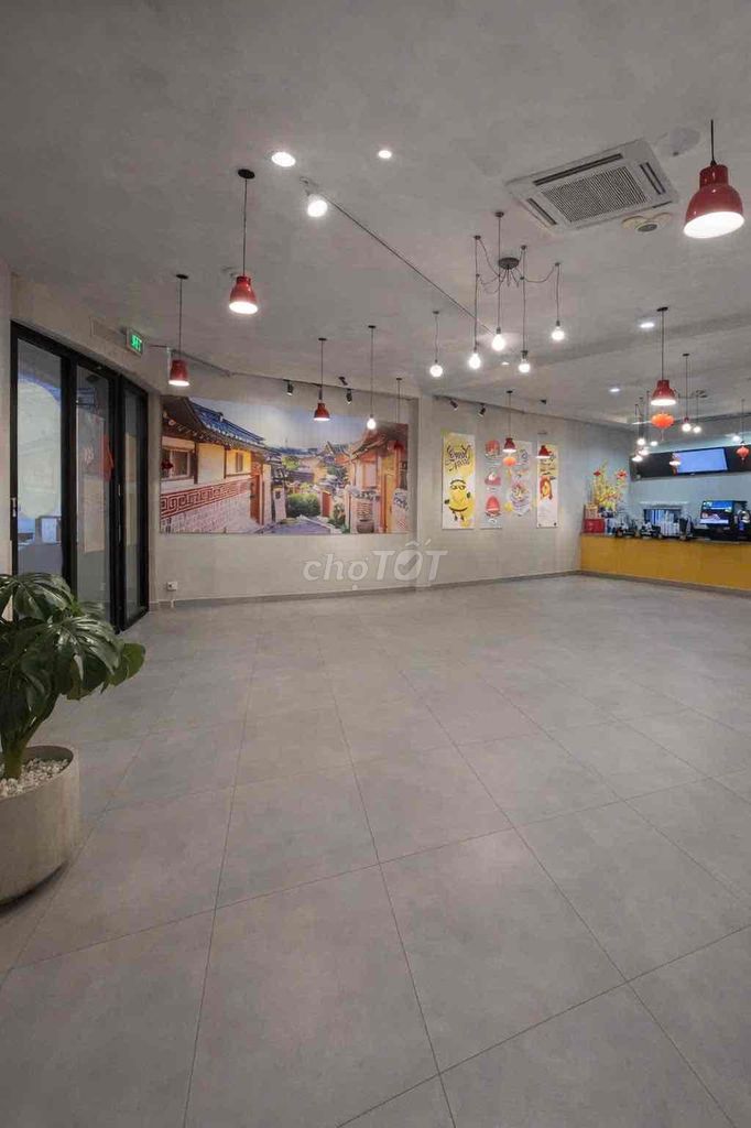 Renting Nguyễn Duy Trinh Cash House 2-0, 140 meters 2 floors, 45 million