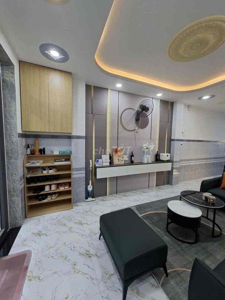 Rent the original Nguyễn Kiệm, Gò Vấp - 16 million a month - 2 bedroom - 3 toilets