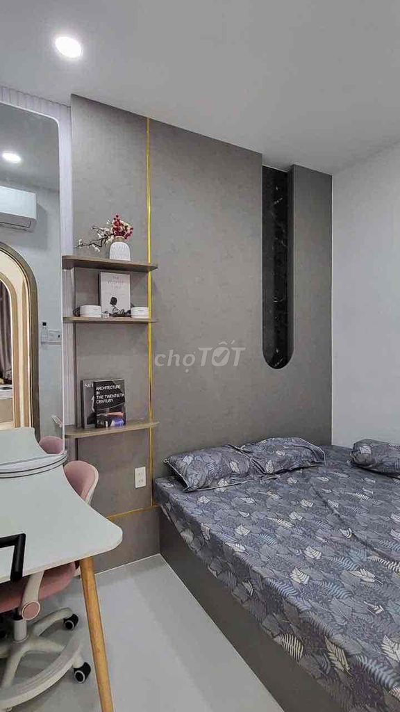 Nice house. Full interior. Blue. Two bedrooms.