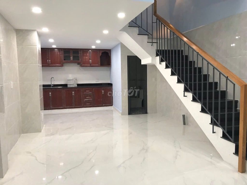 3 bedroom - 3 stories - near Thủ Đức & Phạm Văn Đồng