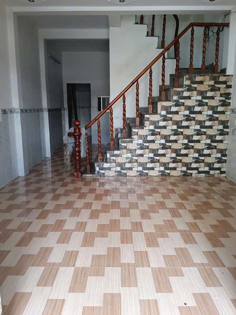 Rent a house. Two stories, two air conditionings.