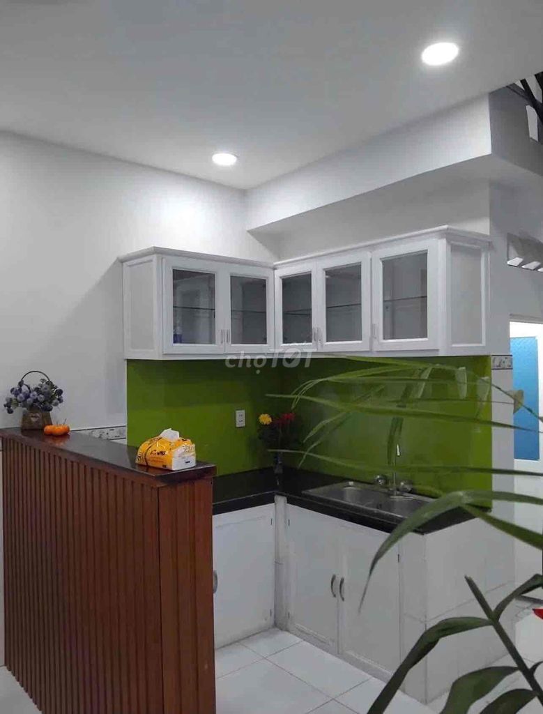 Phùng Chí Kiên 4 x 7 meters, 1 floor with interior