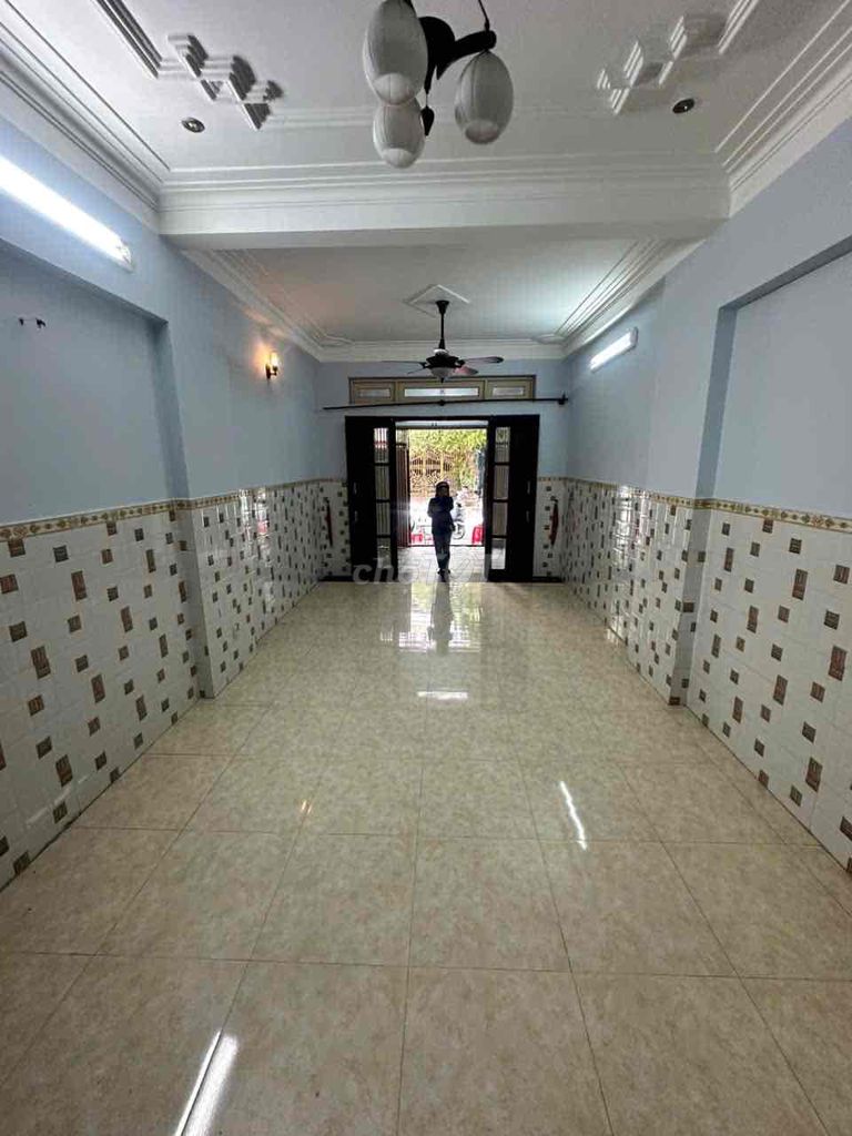 Renting house in front of their 12 meters Tân Phú.