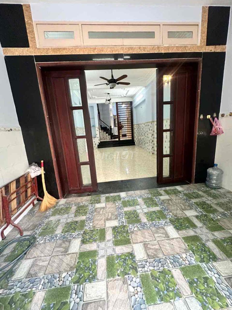 Renting house in front of their 12 meters Tân Phú.