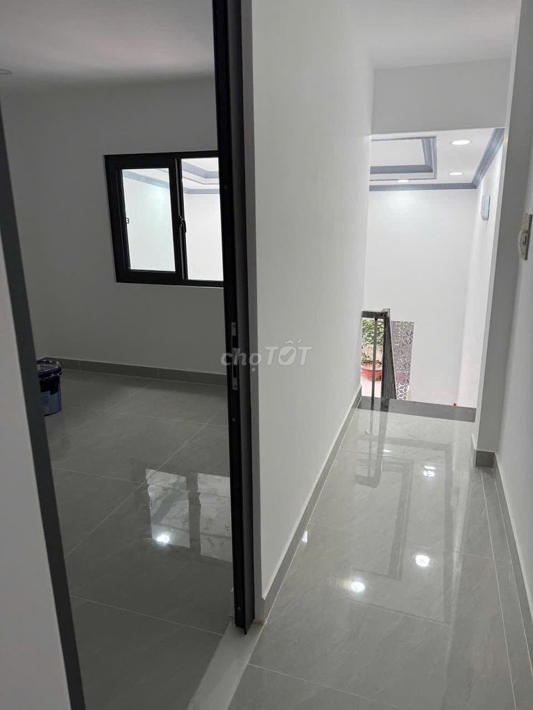 The new house is 100%! 5 meters Sơn Kỳ, 4 x 14 meters, one floor, 2 bedroom 2 toilets